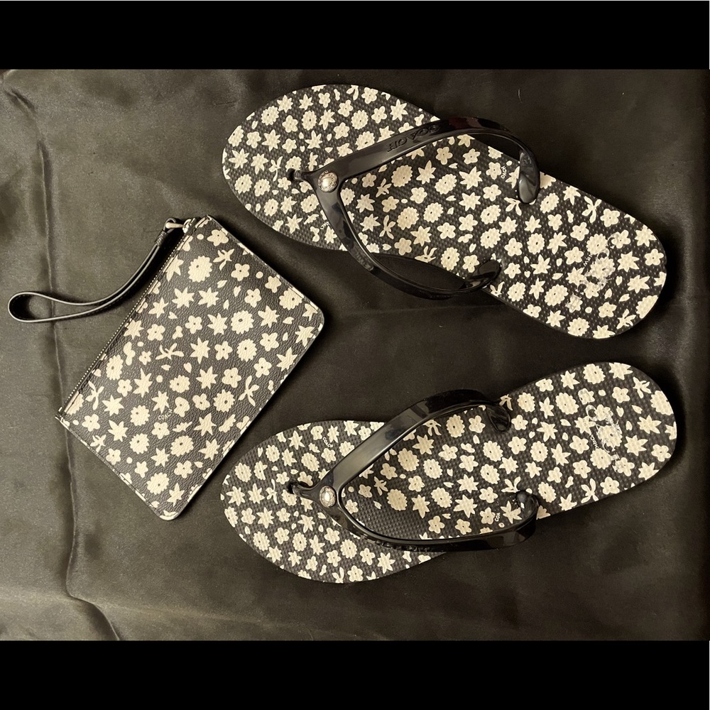MATCHING COACH flip flops and wristlet.